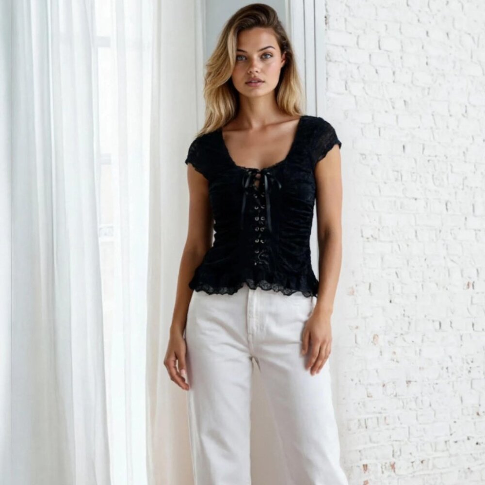 Romantic Rare Black Boho Goth Grunge Lace Up Corset Top Vintage 90s 🥀